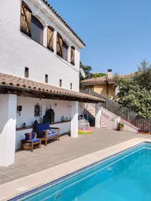 Villa Alella, 5 bedrooms with pool, Barca in 15min - Image 3