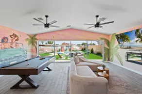 Pink House, Free Heated Pool, Movie Room, & Golf - Image 2
