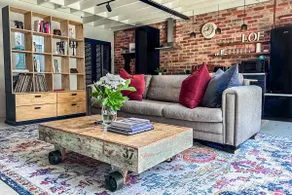 Lane way loft. Cosy inner city. - Image 2