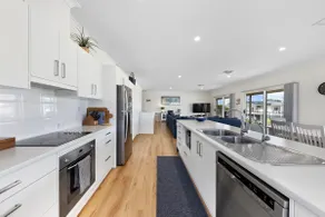 The Beach House - Image 5