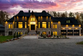 *NEW* Breathtaking Estate in Tiny | Hot tub | Pool - Image 2