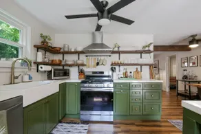 Eco Friendly 1700s home! 0.3 miles to Westerly RI! - Image 5