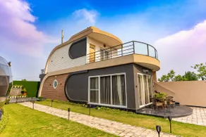 Submarine Villa by Nautical Stays, Amritsar - Image 2