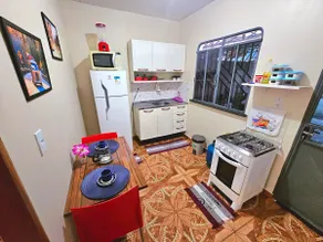 Cozy apartment 10 min from downtown with garage - Image 2