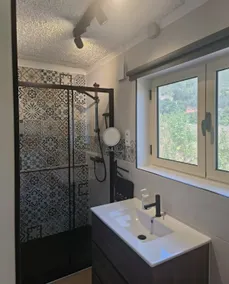 Luxury studio, mountain view & roof terrace - Image 5