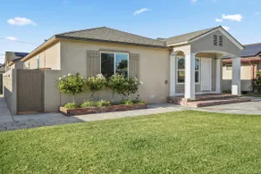 Sunny 3BR Retreat | 2 King Beds | Disney & LA - Image 2