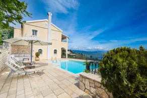 Villa Genna ✿ Vues spectaculaires Pool Piscine chauffée au sommet de Durrells Kalami - Image 4