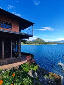 ​Exclusive Lakefront Retreat: Pier, Jacuzzi &Views - Image 5