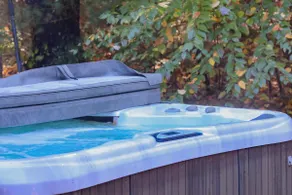 Cozy Cottage with Hiking and Biking ~Hot Tub~ - Image 5