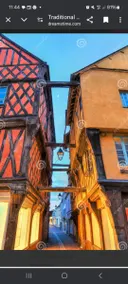 Apartment 2 minutes from train station with free private parking - Image 5