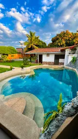 Cozy Hideaway 4BR-4BA Mountain Views (Santa Elena) - Image 3