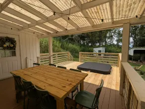 Farmhouse, 12 Min to NP, 16 Ac, HotTub, Fence - Image 4