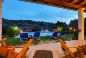 Green Family Villa - Image 5