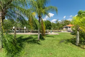 4 BR, 3.5 BA Waterfront Villa at TradeWinds 105 - Image 4
