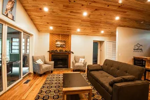 Cozy Cabin Near Massanutten Resort & Water Park! - Image 3