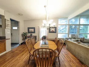 King Bed|3BR 2 Bath|BBQ|Free Parking|Near Downtown - Image 5