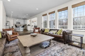 Luxury Retreat w/ Hot Tub, MGM & National Harbor - Image 2