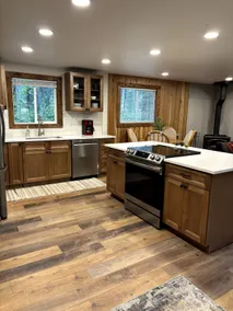 Woodsy Hideaway - Image 4