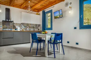 Villa Holidays View Bennistra Tower in Scopello - Image 2