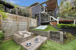 River House 2 - Lorne Holiday Stays - Image 2