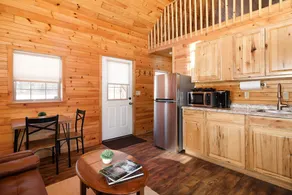 Lakefront Pine Cabin White Mountains Retreat - Image 3