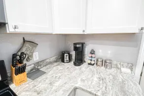Cozy Downtown 3BR/3BA | Near FSU, FAMU & Capitol - Image 4