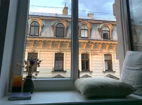 Cozy studio | 5 min to Old Town | Self-Checkin - Image 4