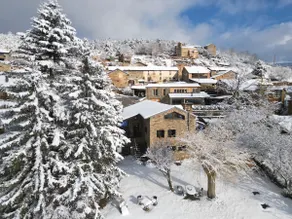 Cal Xicot-Cortàs: A quiet home in the Pyrenees - Image 5