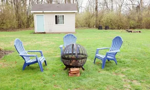 Private carriage house on 3 acres! - Image 4
