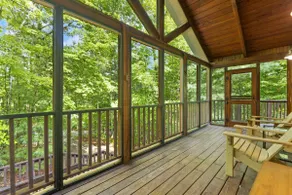 City Slicker Hideaway - Image 2