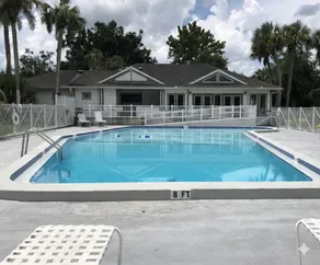 ✨️Spacious with 2 Master suites next to I-75&Mall - Image 4