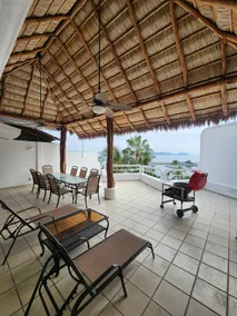 House with a large terrace and panoramic views - Image 2