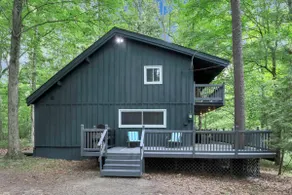 The Roosevelt - Hot Tub, Family Fun & Walk-to Lake - Image 2