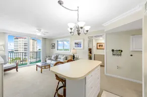 Appartement en copropriété avec piscine chauffée, barbecue et jacuzzi | Vue sur l'eau - Image 5