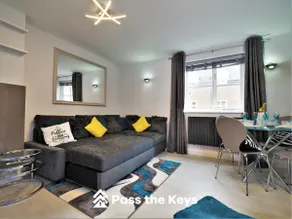 Contemporary Boutique 4 Sleeper Eton High Street - Pass the Keys - Image 2