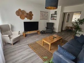 Charming 66 m2 2-bedroom Cité du Design + parking space - Image 3