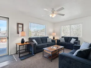 Plenty of room for everyone under one roof - Image 2