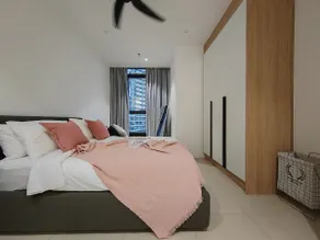 Arcoris Mont Kiara 2# Sunway 163# 2-Bedroom with balcony 2-4Pax - Image 3