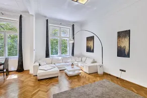 Luxury Paris street Old Town l AC l fireplace - Image 4