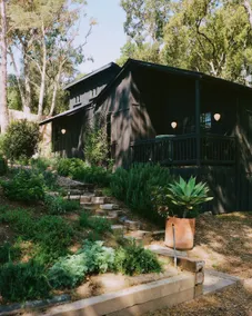 The Bungalow with Cedar Hot Tub - Image 2