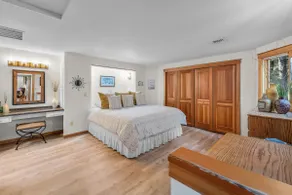 Premier Black Butte Golf Course Home w/ hot tub and sauna - Image 5