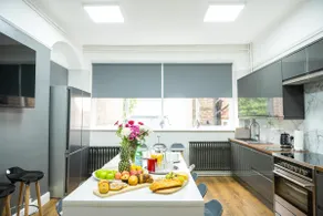 Liverpool Georgian Qtr - sleeps 30 £100 pppn - Image 3