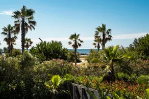 Luxury villa in Sète with pool & sea view, sleeps 10 - Image 5
