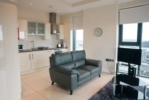 One Bedroom CityPoint Apartment - Image 3