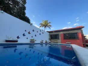 “La Gloria” Residential House. Pool and garden. - Image 5