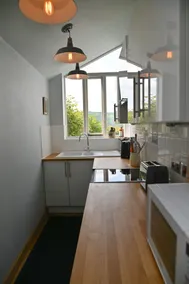Cosy Matlock Cottage with Valley Views - Image 3