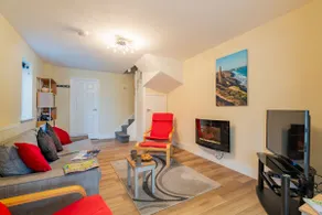 Meadow Rise two Bedroomed end of Terrace House - Image 5