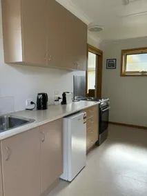 Coles Beach Hideaway - Image 5