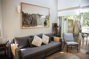 Allure ”Straddie Deluxe Beach Shack” - Image 2