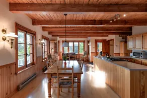 La Malbaie: House with splendid view - Image 4